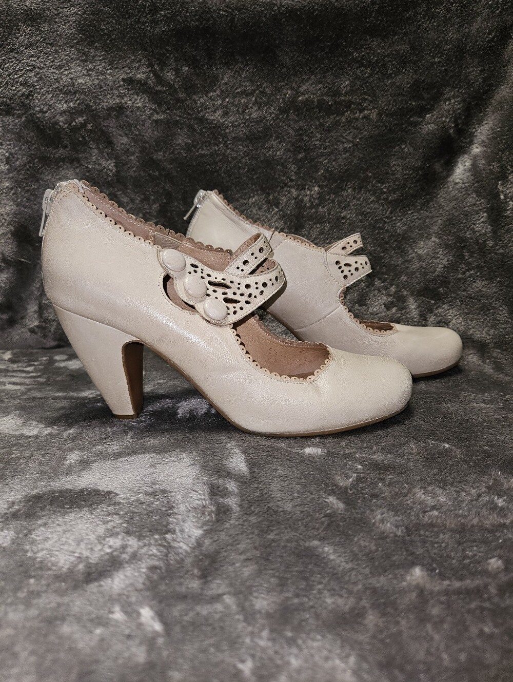 Miz Mooz Starla Edwardian Mary Jane Heels Pumps Light Beige 7.5 Trad Wife Pin Up